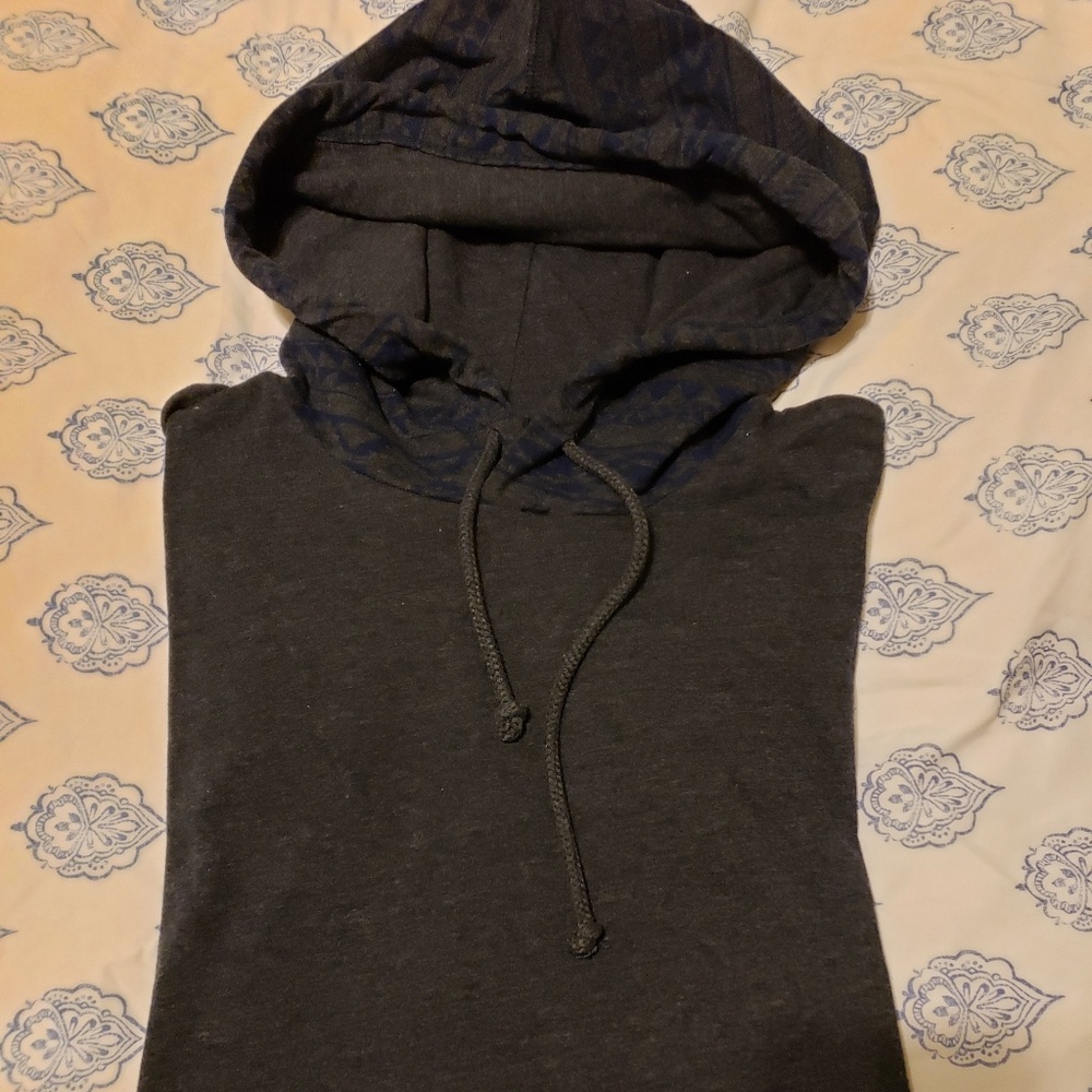 American Eagle Mens Large Long Sleeve Hooded shirt